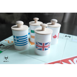 small wooden lids with different grips.