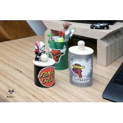 Ideas for personalising a recycled tin can