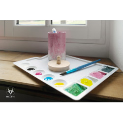 Ideas for personalising a recycled tin can