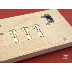 wall mounted key holder